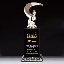 트로피 63